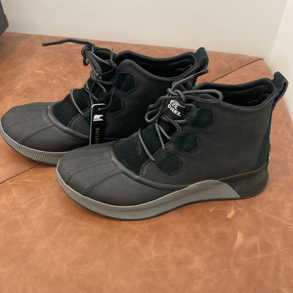 Sorel waterproof boots